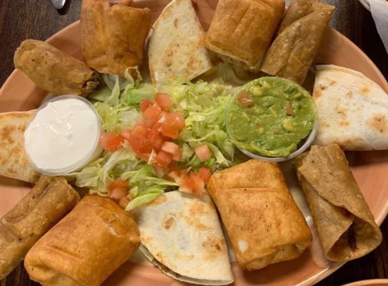 Botanitas appetizer platter